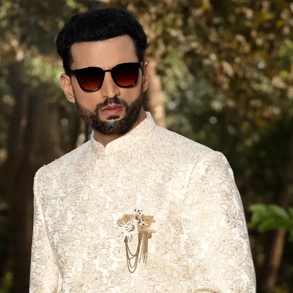 Ivory sherwani with floral motif, concealed buttons, round collar and straight hemline - Image 2