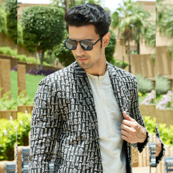 Black geometric chess motif embroidered Blazer. - Image 2