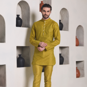 Guacamole kurta with all over surface detailing of Quatrefoil in monotone look with slim fit matching trouser